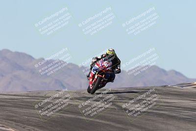 media/Dec-07-2025-CVMA (Sun) [[3e7d2de5dc]]/Race 6-The Shootout/